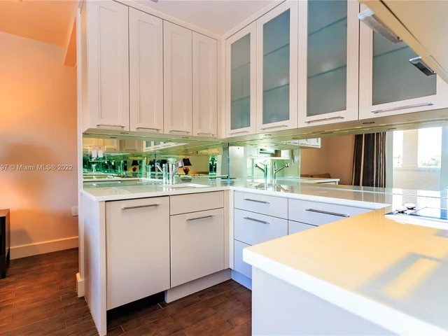 40205 Fisher Island Dr # 40205, Miami Beach FL 33109