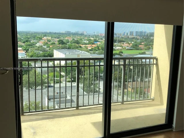 4242 NW 2nd St # 1007, Miami FL 33126