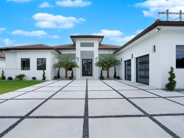 13520 SW 36th St, Miami FL 33175