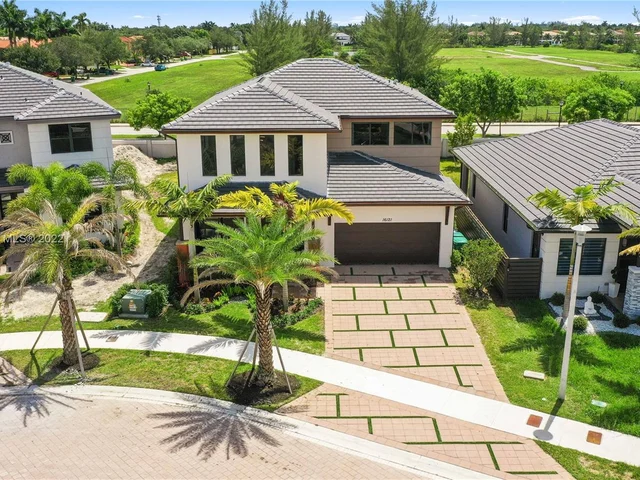 16121 NW 87th Ct, Miami Lakes FL 33018