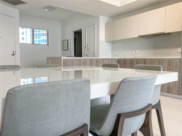 2900 NE 7th Ave # 1405, Miami FL 33137