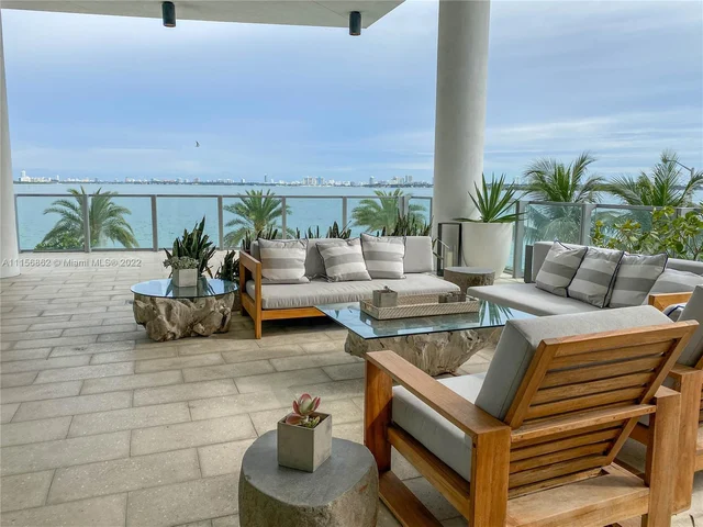 2900 NE 7th Ave # 1405, Miami FL 33137