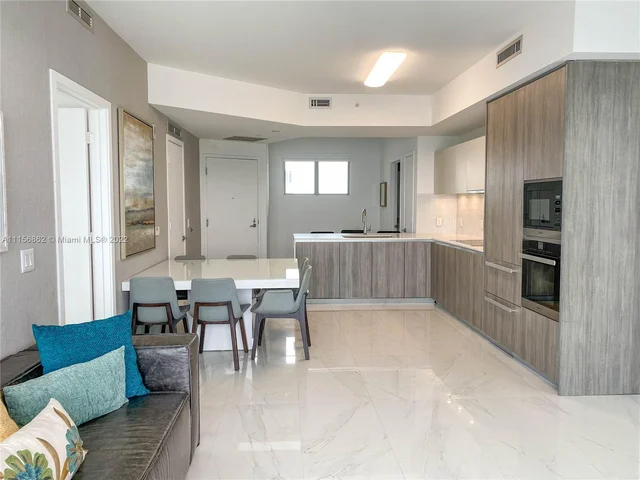 2900 NE 7th Ave # 1405, Miami FL 33137