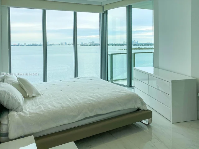 2900 NE 7th Ave # 1405, Miami FL 33137