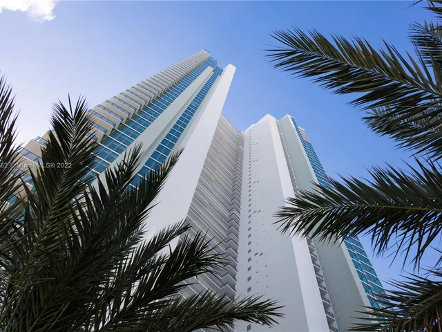 2900 NE 7th Ave # 1405, Miami FL 33137