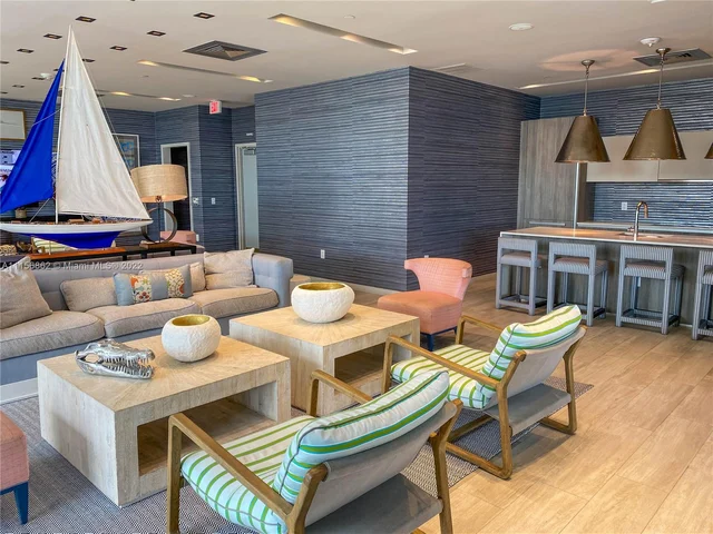 2900 NE 7th Ave # 1405, Miami FL 33137