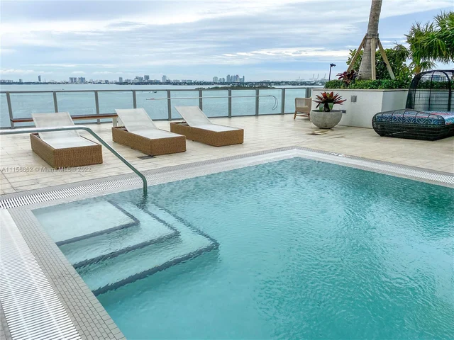 2900 NE 7th Ave # 1405, Miami FL 33137