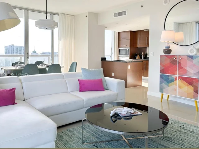 485 Brickell Ave # 4608, Miami FL 33131