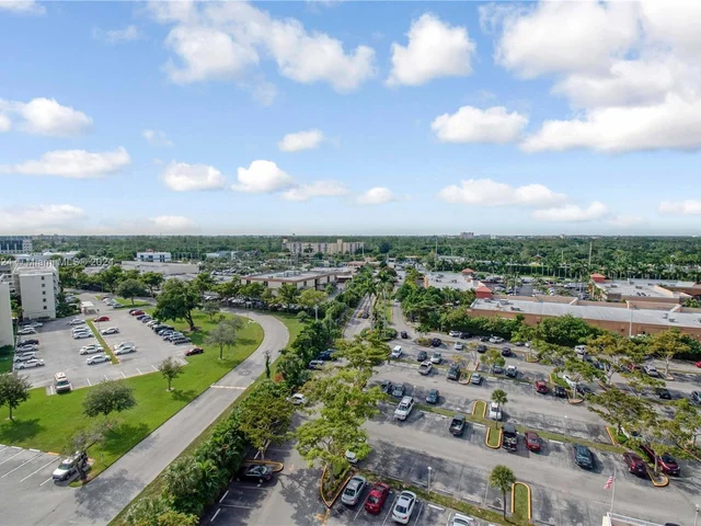 18011 Biscayne Blvd # 1105, Aventura FL 33160