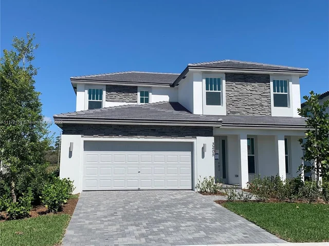 3205 Streng Ln, Royal Palm Beach FL 33411