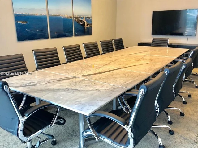 488 NE 18th St # 3911, Miami FL 33132