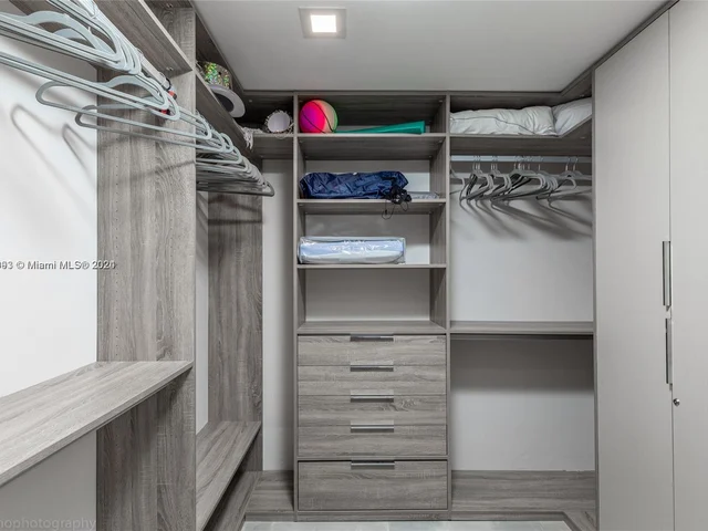 488 NE 18th St # 3911, Miami FL 33132