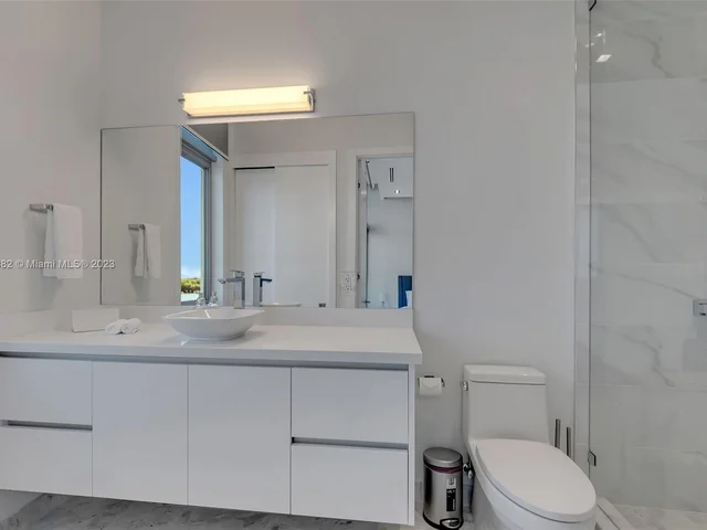 2870 N Ocean Dr # 2870, Hollywood FL 33019