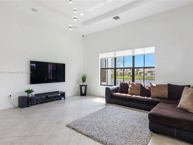 8386 NW 30th St, Cooper City FL 33024