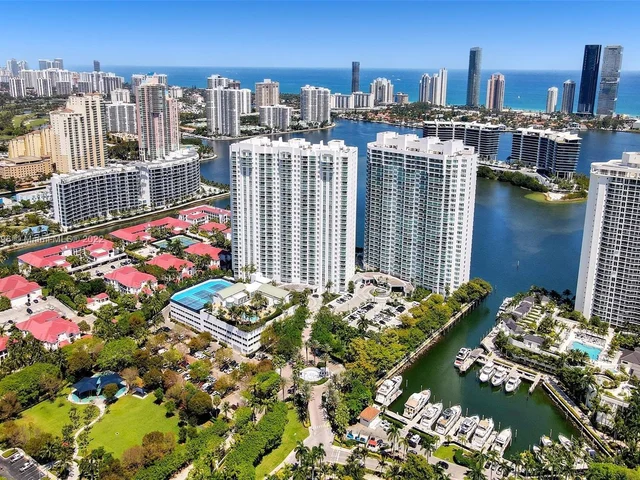 3201 NE 183rd St, Aventura FL 33160