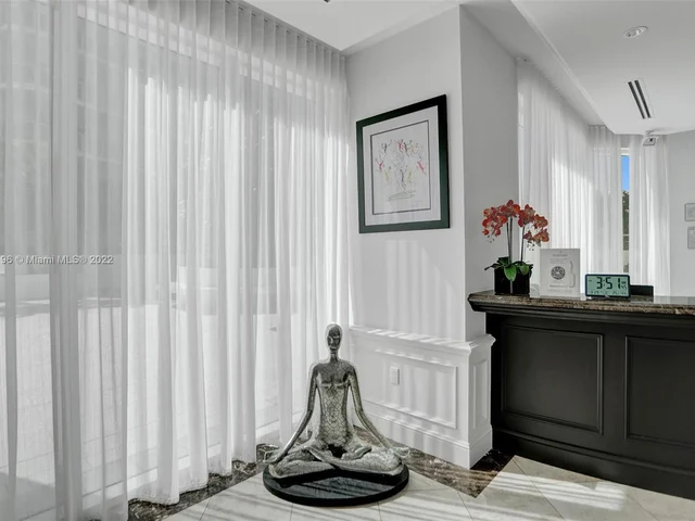 3201 NE 183rd St, Aventura FL 33160