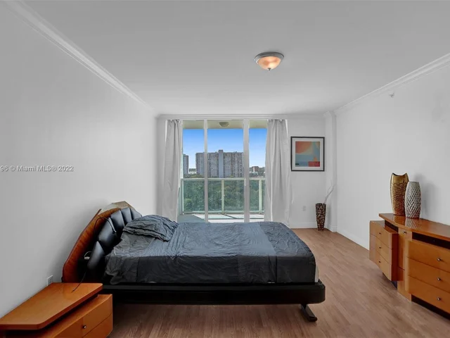 3201 NE 183rd St, Aventura FL 33160