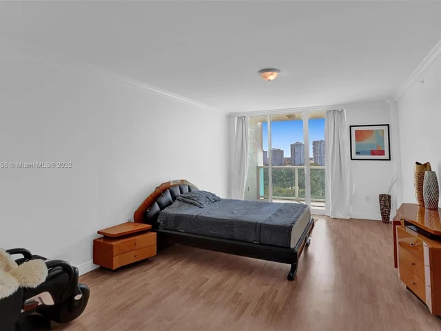 3201 NE 183rd St, Aventura FL 33160