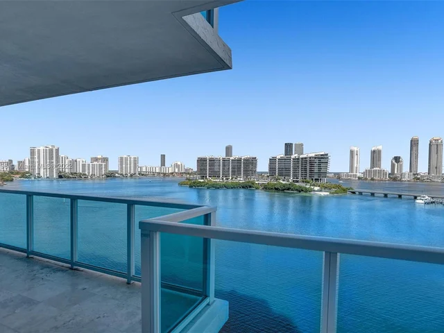 3201 NE 183rd St, Aventura FL 33160