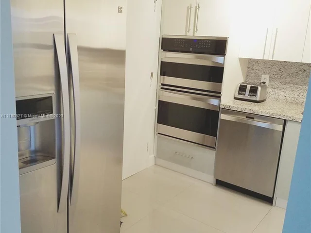 401 Golden Isles Dr # 1108, Hallandale Beach FL 33009