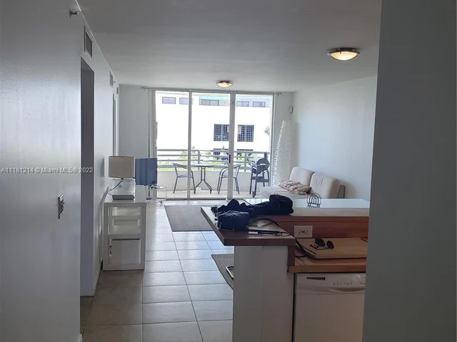 1401 Bay Rd # 403, Miami Beach FL 33139