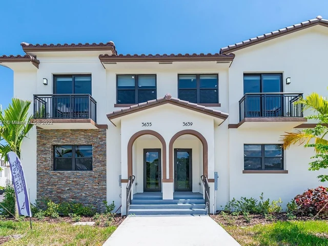 3635 SW 62nd Av # 35, Miramar FL 33023