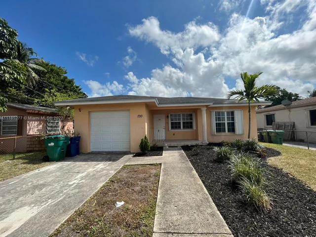1710 NW 154th St, Miami Gardens FL 33054