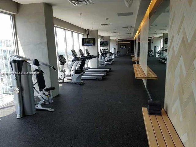 151 SE 1st St # 3207, Miami FL 33131