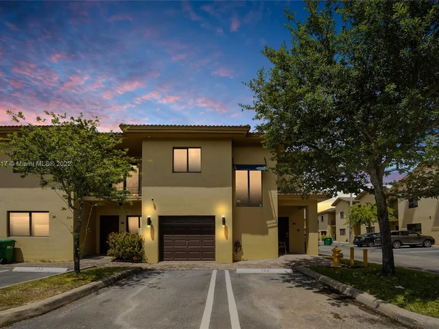 11115 W Okeechobee Rd # 132, Hialeah Gardens FL 33018