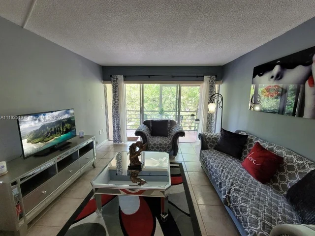 485 N Pine Island Rd # A307, Plantation FL 33324