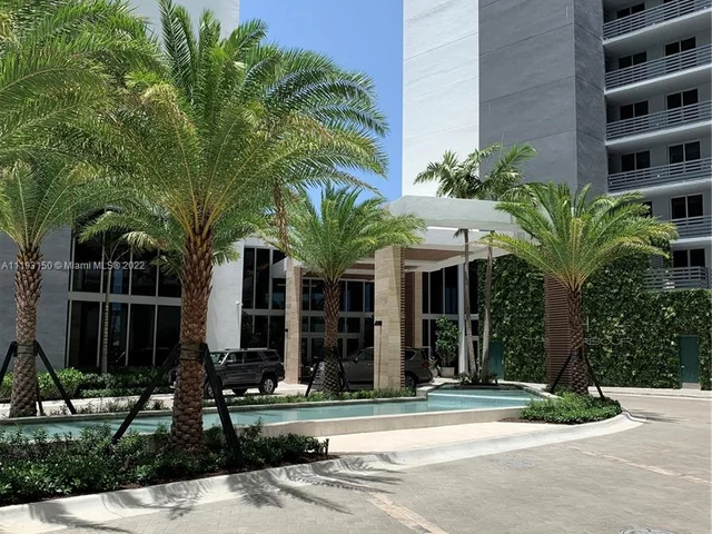 16385 Biscayne Blvd # 1603, North Miami Beach FL 33160