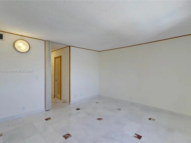 301 NE 14th Ave # 703, Hallandale Beach FL 33009