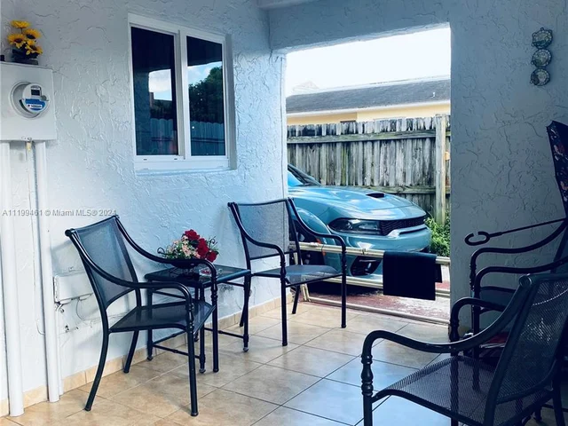 4211 W 10th LN # 1, Hialeah FL 33012