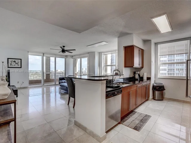 2080 S Ocean Dr # 1702, Hallandale Beach FL 33009