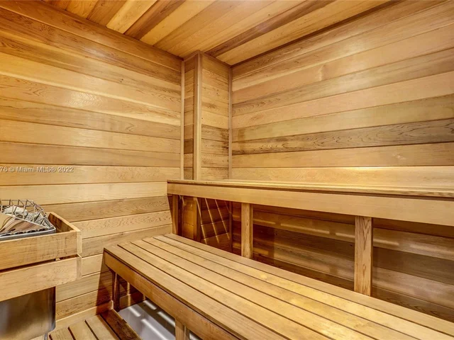 2080 S Ocean Dr # 1702, Hallandale Beach FL 33009