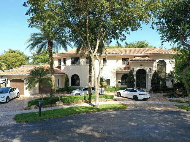 15521 NW 83rd Ave, Miami Lakes FL 33016