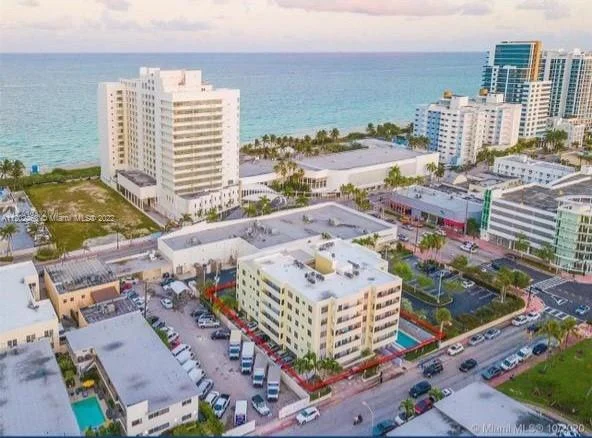 6725 Harding Ave # 204, Miami Beach FL 33141