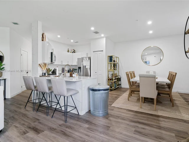 15650 SW 136th St # 105, Kendall FL 33196