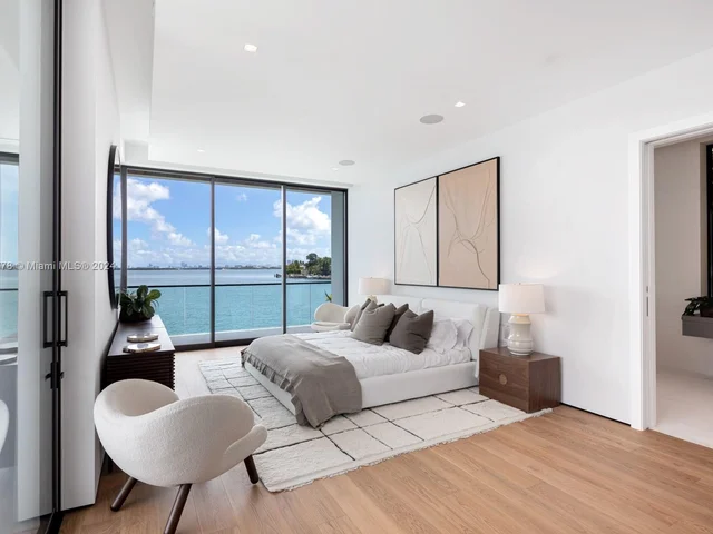 1417 N Venetian Way, Miami Beach FL 33139