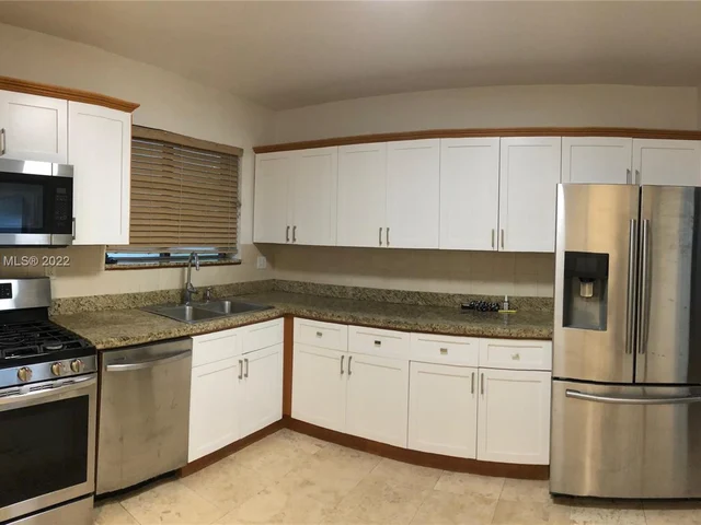 409 91st St, Surfside FL 33154