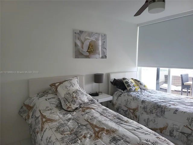 6301 Collins # 2107, Miami Beach FL 33141