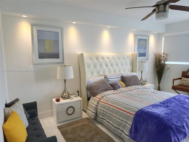 6301 Collins # 2107, Miami Beach FL 33141