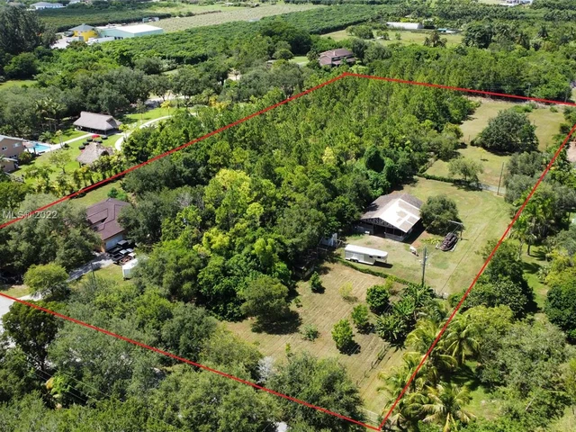 15345 SW 256th St, Homestead FL 33032