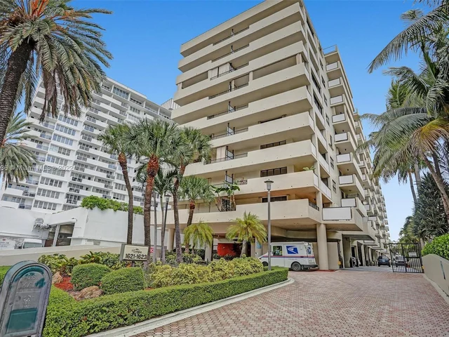 1621 Collins Ave. # 505, Miami Beach FL 33139