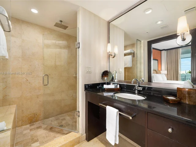 1437 Collins Ave # 327, Miami Beach FL 33139