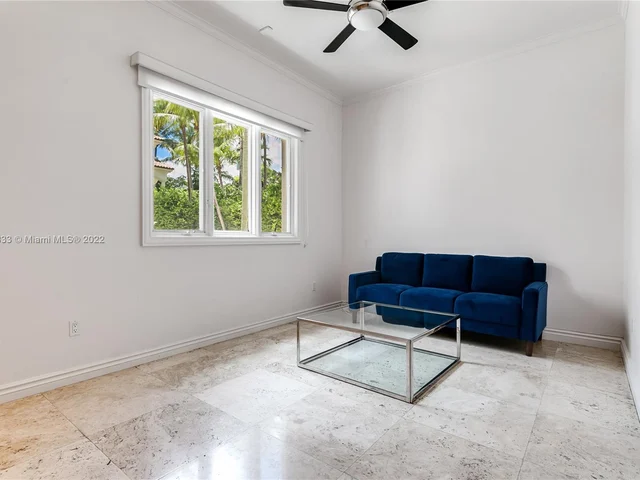 709 Idlewyld Dr, Fort Lauderdale FL 33301