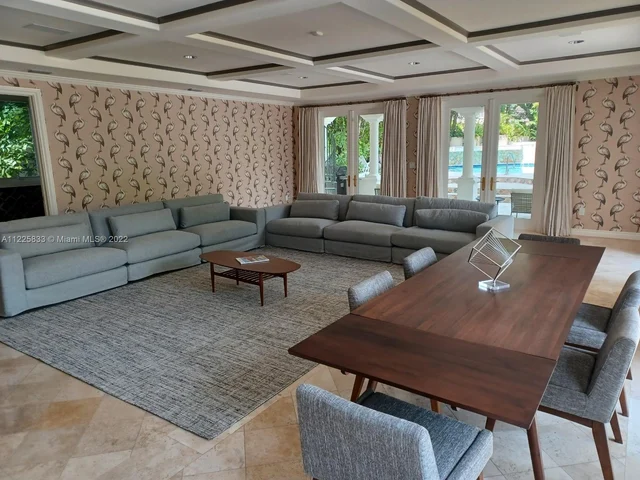 709 Idlewyld Dr, Fort Lauderdale FL 33301