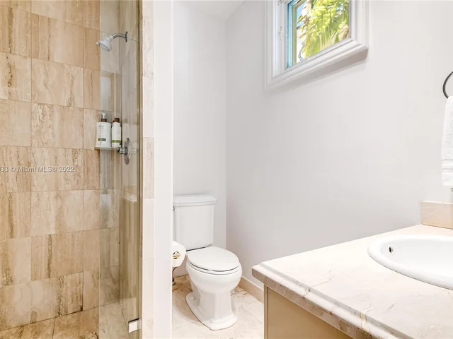 709 Idlewyld Dr, Fort Lauderdale FL 33301