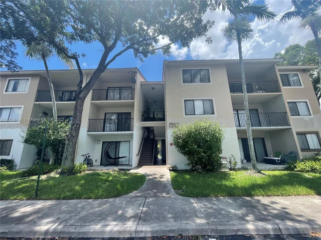 9044 W Atlantic Blvd # 323, Coral Springs FL 33071