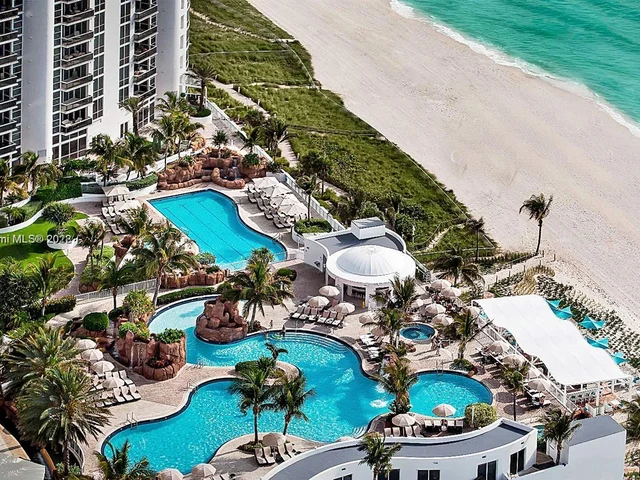 18201 Collins Ave # 1807, Sunny Isles Beach FL 33160